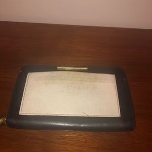 MARC JACOBS Wallet needs TLC